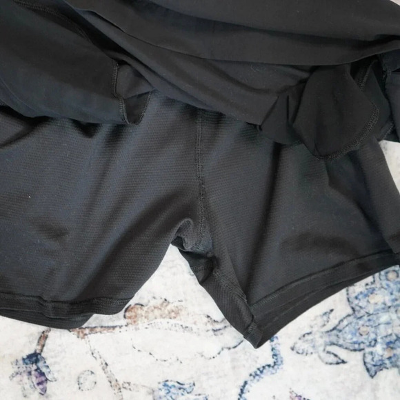 Athleta Women Black Active, Pickelball, Tennis Skirt 6 with shorts - Picture 6 of 6